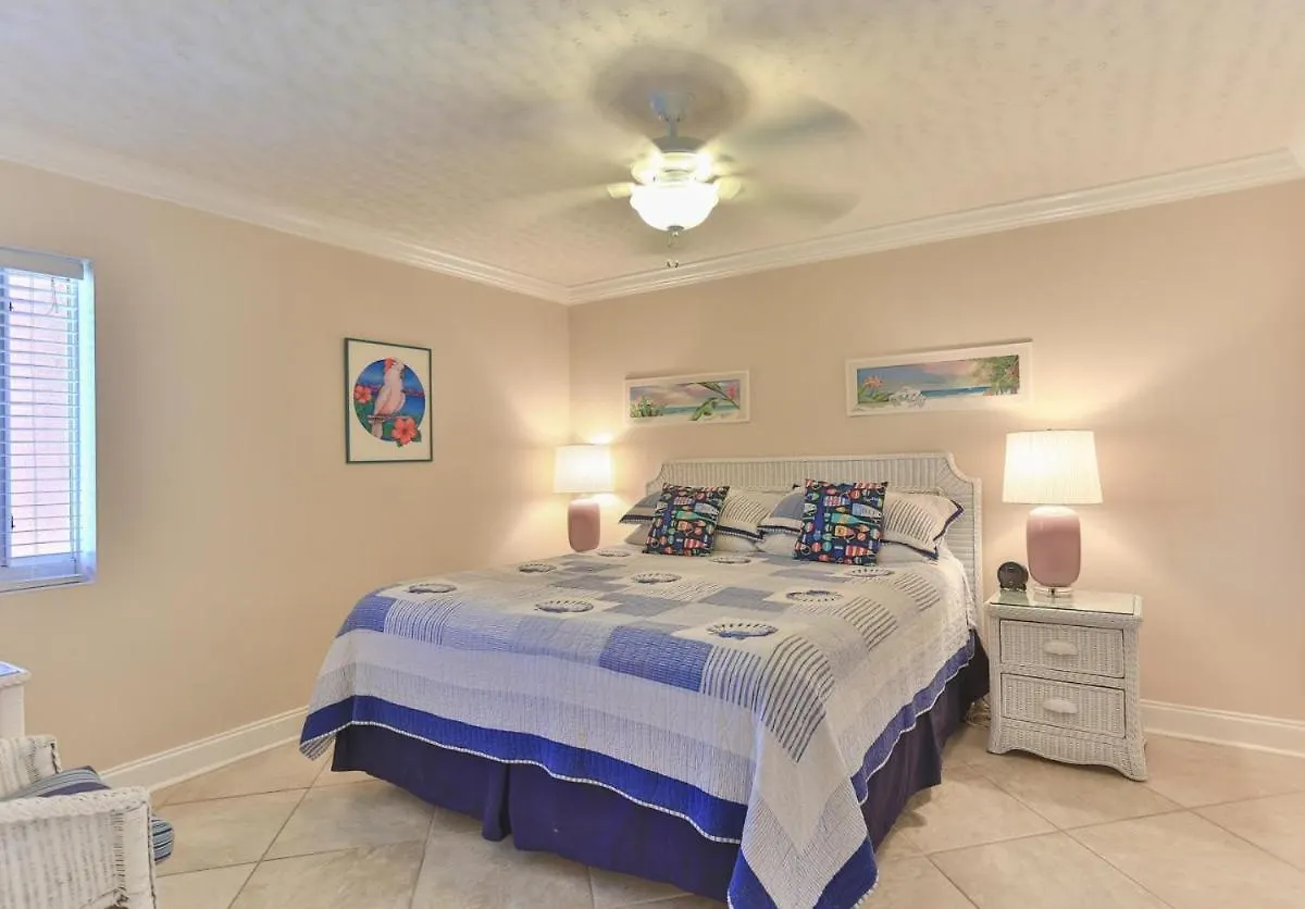 Destin Towers 143- Beach Front 2Br United States