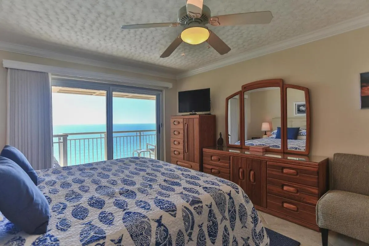 Destin Towers 143- Beach Front 2Br Holiday home